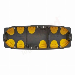 Batibox Puszka potrójna z membraną 40 mm (080023L)