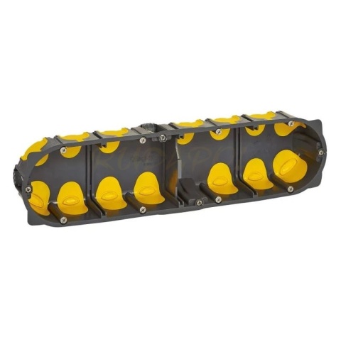 Batibox Puszka poczwórna z membraną 50 mm (080034L)