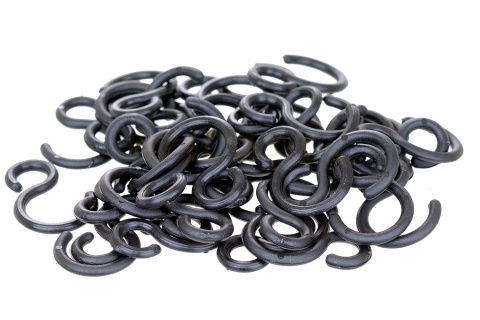 Haczyki plastikowe czarne do zawieszenia lampionów