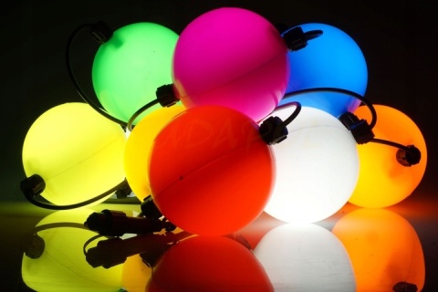 LAMIONY LAMPKI CHOINKOWE LED-15 kul na zewnątrz